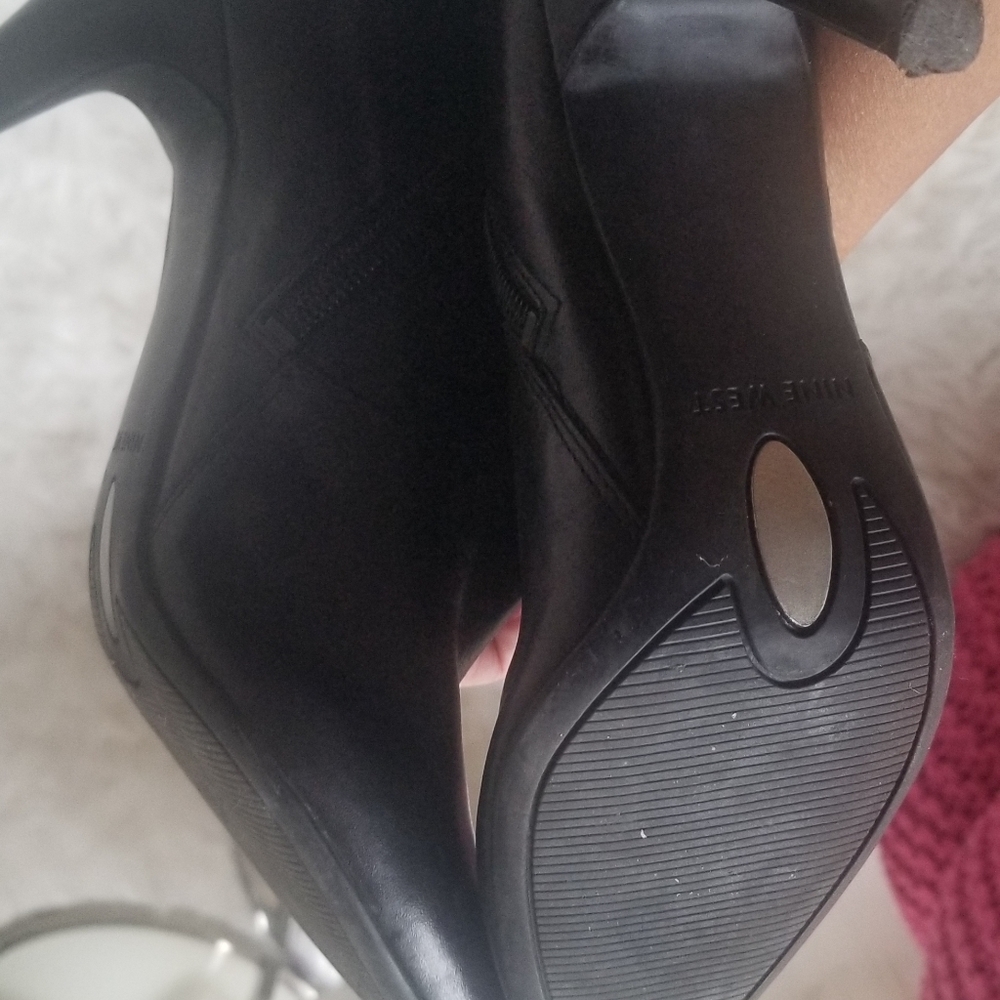Boots - Picture 5 of 7